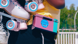 We Are Rewind Edith draagbare oplaadbare stereo cassette speler met Bluetooth zender, roze