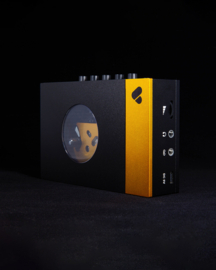 We Are Rewind Amy Back To Black draagbare oplaadbare stereo cassette speler met Bluetooth zender, zwart geel