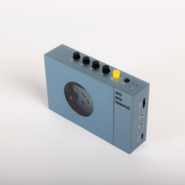 We Are Rewind Kurt draagbare oplaadbare stereo cassette speler met Bluetooth zender, blauw