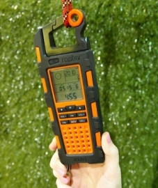 Eton Raptor outdoor solar radio - oranje