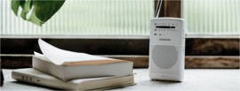 Sangean Pocket 100 (SR-35) budget AM en FM zakradio met ingebouwde luidspreker, wit