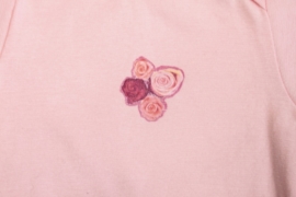 001 Hanssop roze romper bloemen maat 74/80