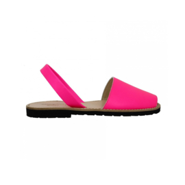 08 Minorquines sandalen fluo fushia maat 36