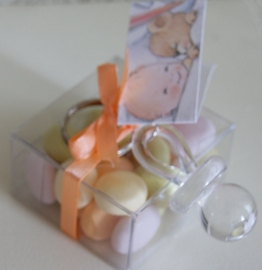 DOOSJE MET SPEEN SLEUTELHANGER