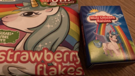 ROZE TASJE INCL 10 ZAKJE GEZONDE SNOEP EN ROZIJNEN