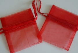 10 RODE ORGANZA ZAKJES 7H X 6 CM BREED