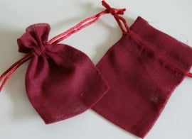 10 BORDEAUX ORGANZA ZAKJES 10 L X 7 CM BREED