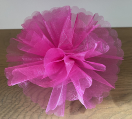 FUCHSIA SATIJNEN TULE'S MET SNOEPJES EN KAARTJE