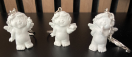 Organza zakje met 3 doopsuikers, engeltje sleutelhanger
