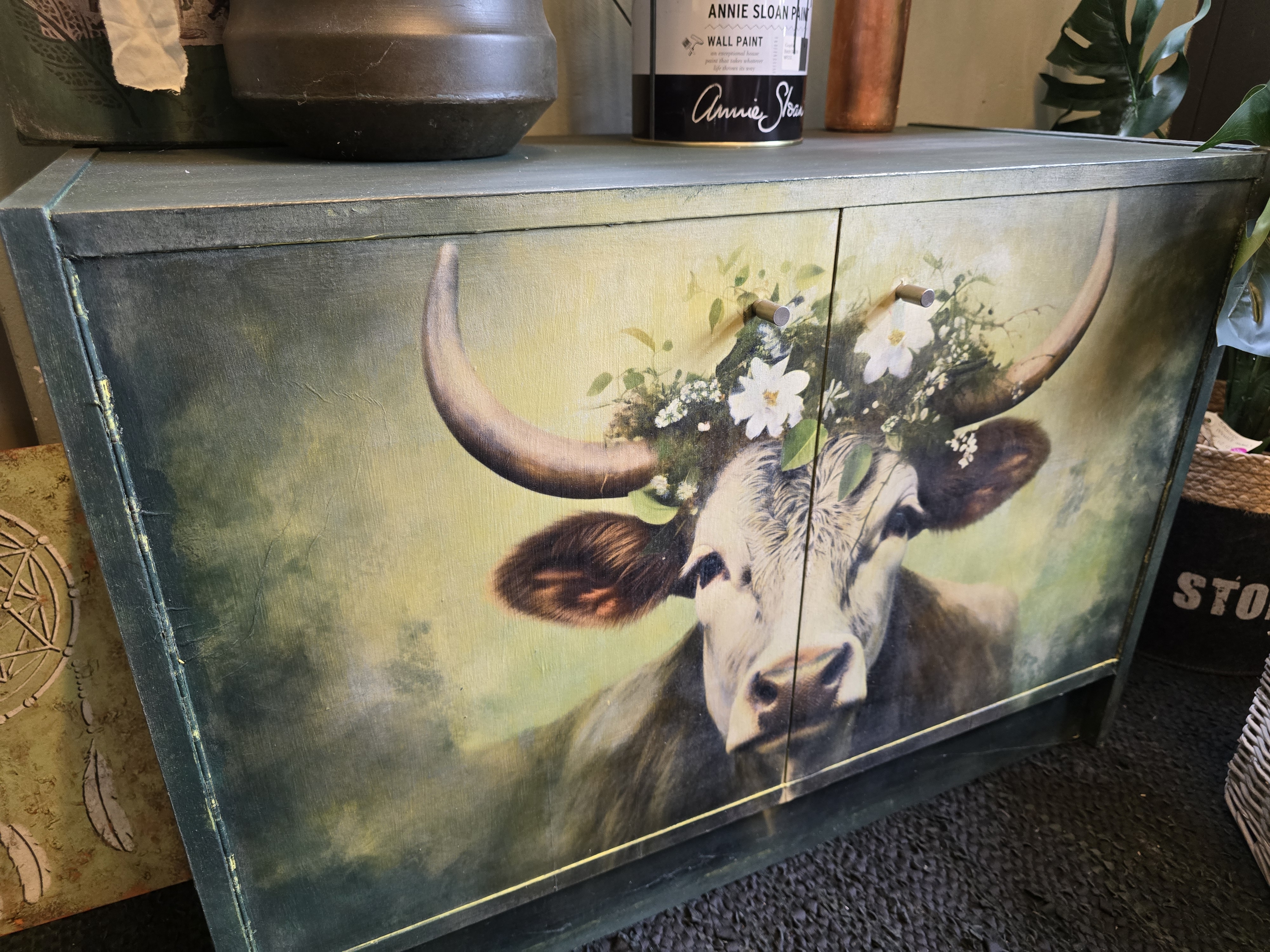 Kastje / dressoir