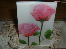 Mooie cadeauverpakkingen met love letters en rozen