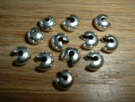 Antiek zilverkleurige knijpkraalverbergers 6 mm.