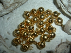 25 Stuks mooie gold plated belletjes van 6 mm.