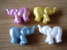 5 Stuks leuke gekleurde olifantjes