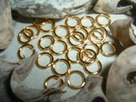 Mooie DQ metalen goudkleurige ringetjes (nikkelvrij) van 6.5 mm.