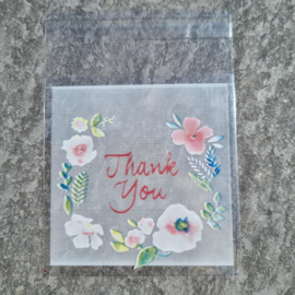 10 stuks Plastic cadeauzakjes / inpakzakjes ´Thank you´ 7x7 cm.