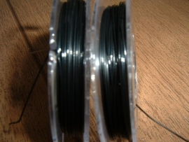 Gecoat staaldraad 0.45 mm. in de kleur zwart