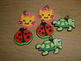 6 leuke hangertjes voor aan de loom bands