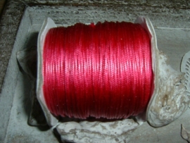 Waxkoord in een mooie fuchsia kleur 1.0 mm.