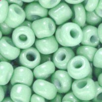 Glaskralen Rocailles 3mm Spring bud green 20 gram