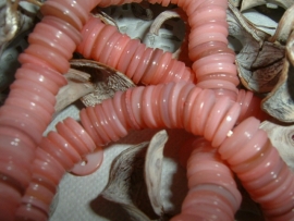 Schelp kralen disc licht koraal roze parelmoer 8 mm.