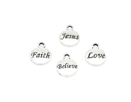 Hangertjes Believe, Faith, Hope, Love, Jesus