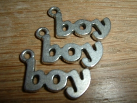 Mooie antique zilverkleurige metalen hangertjes "boy"