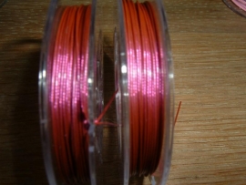 Gecoat staaldraad 0,45 mm. in de kleur oud roze/fuchsia