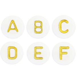 Ronde off white letterkralen met gouden letters