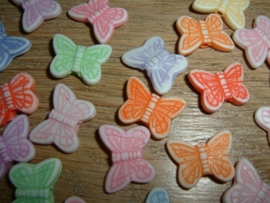 Mooie pastelkleurige mix van vlindertjes