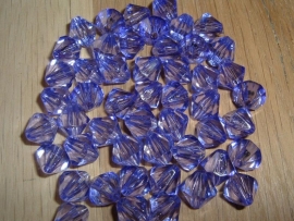 50 Mooie transparant lila/paarse facetkralen (konisch) van acryl van10 mm.