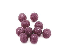 Mooie auberginekleurige glitterkralen van 8 mm.