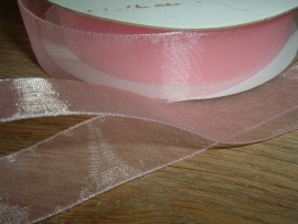 Mooi roze organza lint van 22 mm.