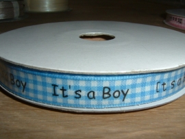 Mooi lichtblauw geruit lint met de tekst  "It`s a Boy"