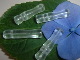 Transparante glaskralen in een mooie staafjes vorm