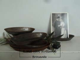 Oud bakvormpje, model schuitje *