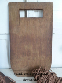 Houten plankje incl. bolletje touw *