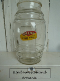 Oude olijvenpot *