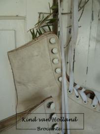 Oude schaatsen D *
