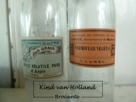 Set van 2 apothekersflesjes *