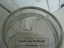 Oude olijvenpot *