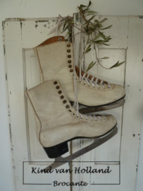 Oude schaatsen C *