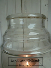 Oude olijvenpot *