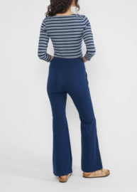 Blutsgeschwister - Trousers Logo easy flared dark ultramarine blue