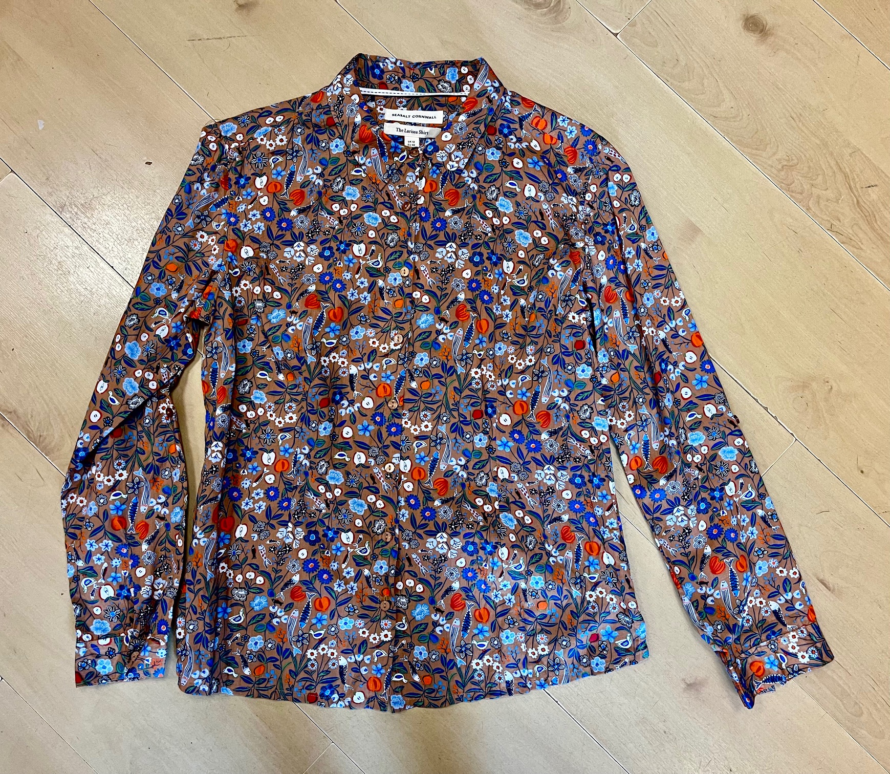 Seasalt - Larissa shirt Still Life basket