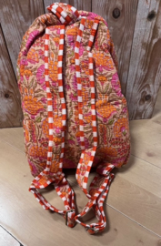 Stoffen rugtas beige met oranje bloemen