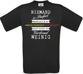 T-shirt zwart- Het scheelt weinig - Woonplaats