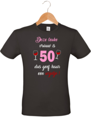 T-shirt - deze leuke Vrouw - geef haar een wijntje