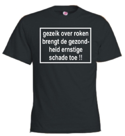 T-shirt zwart Gezeik over roken