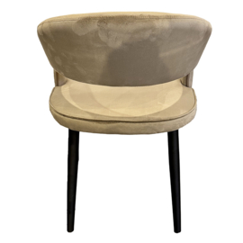 Tusk Chair Velvet Sand (Brandwerend)